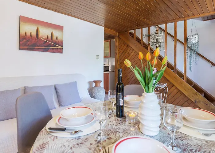 Holiday Home Pinezici I Pula