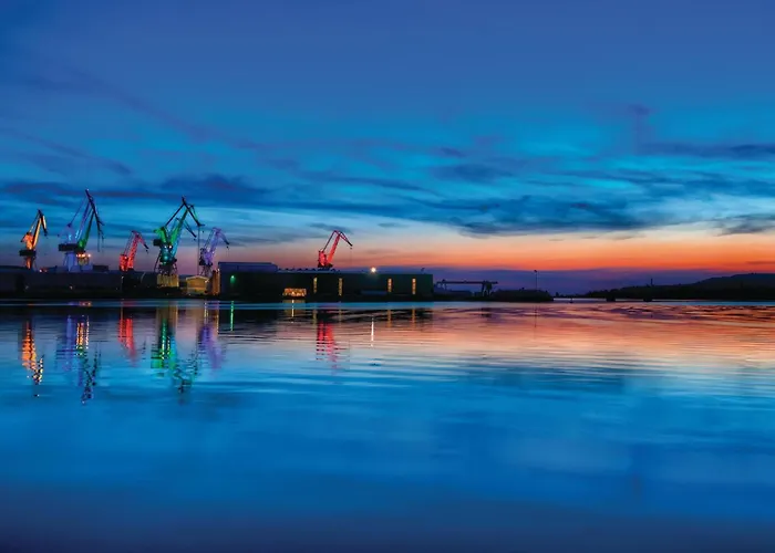 Vakantiehuis Pinezici I *